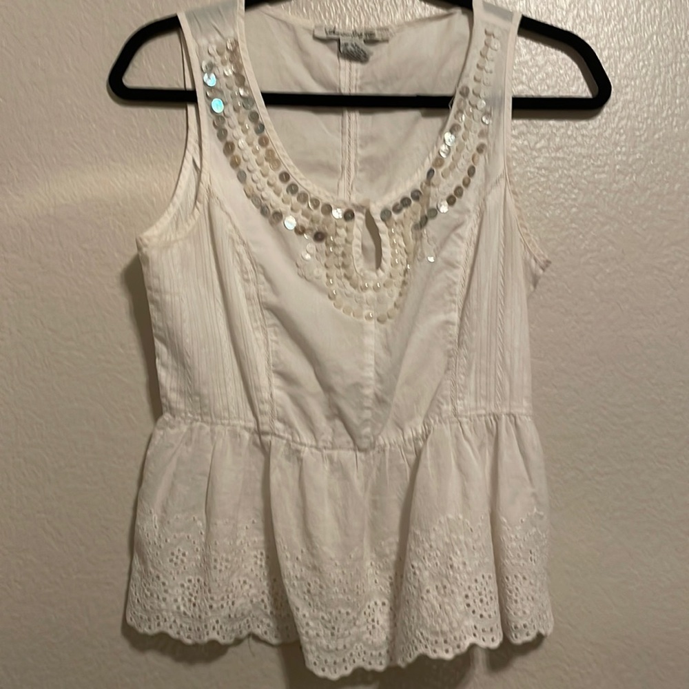 American Rag white dainty top with mother of pearl buttons